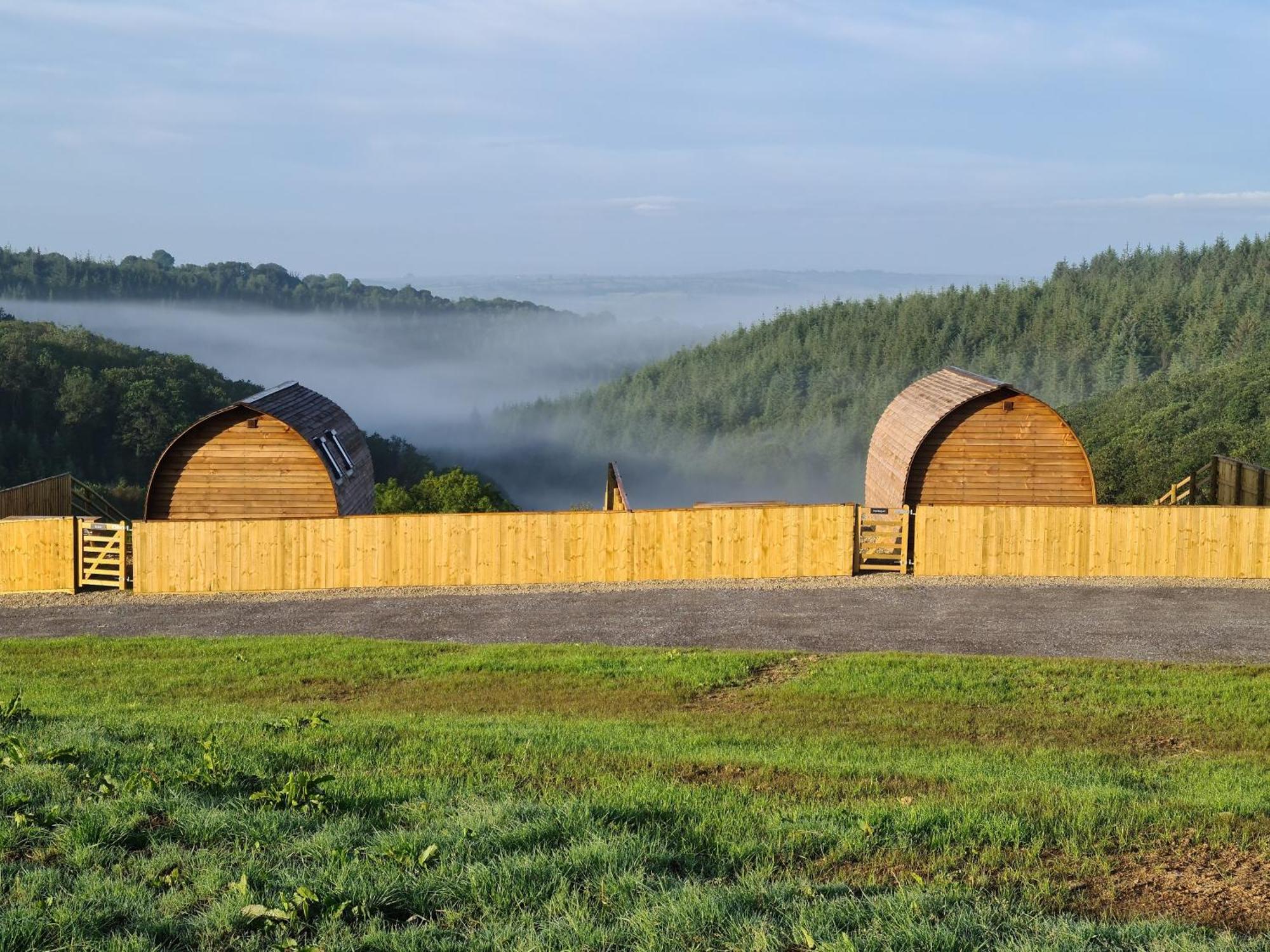 Rivendell Farm By Wigwam Holidays كرمرثن المظهر الخارجي الصورة